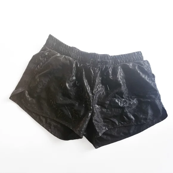 Zyia Bomber Shorts - Picture 3 of 4